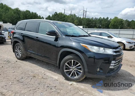 2017 Toyota Highlander Se z USA, uszkodzony, nr VIN 5TDJZRFH2HS383878
